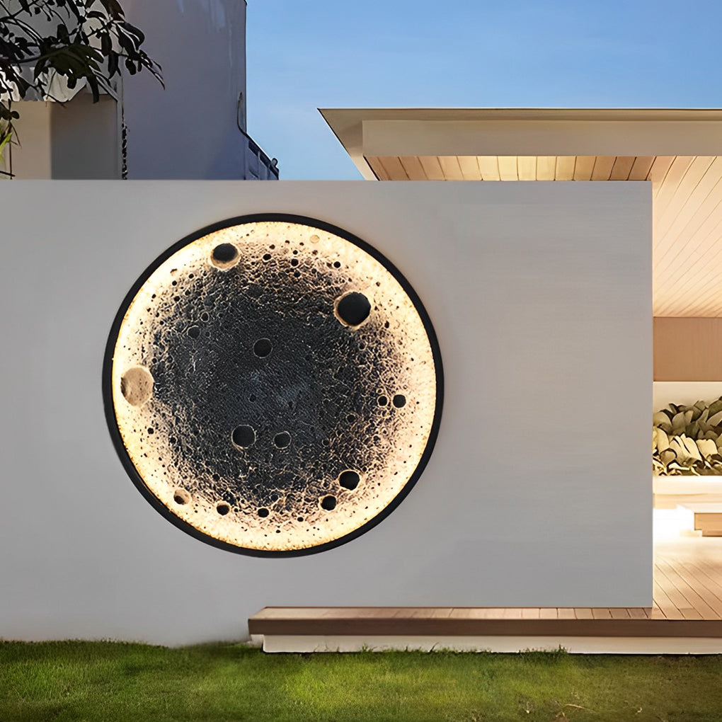 CHESHIRE MOONLIT CIRCLE OUTDOOR WALL LANTERN