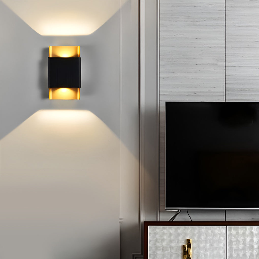 WINTHROP COB LED DUAL-FACED OUTDOOR WALL SCONCE