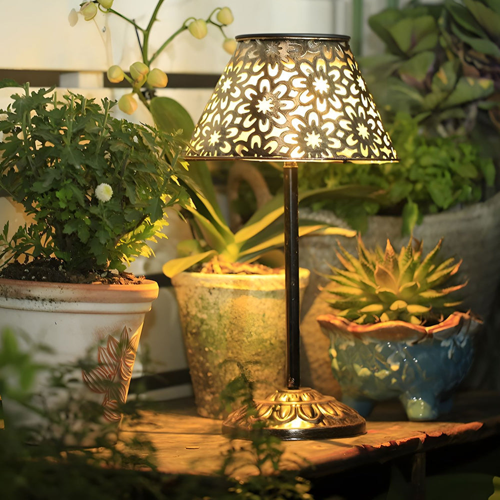 WINDSOR SILVER METAL OUTDOOR SOLAR LANTERN WITH LED ILLUMINATION