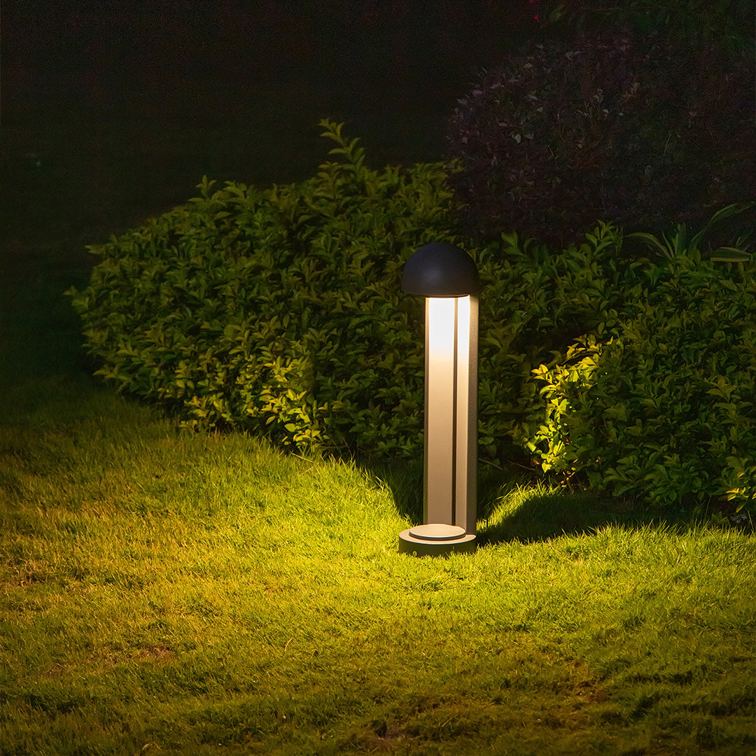 RAVENWOOD LED PATHWAY BEACON - Contemporary Minimalist Outdoor Illumination