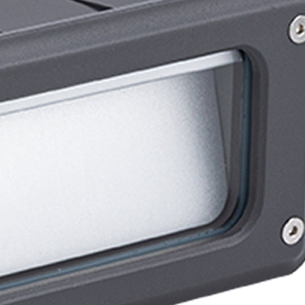 FENWICK GLOW RECESSED OUTDOOR STEP LIGHTING