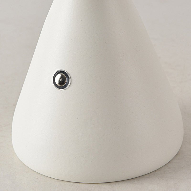 WINTHORPE METALLIC MUSHROOM-FORM LED TABLE LAMP
