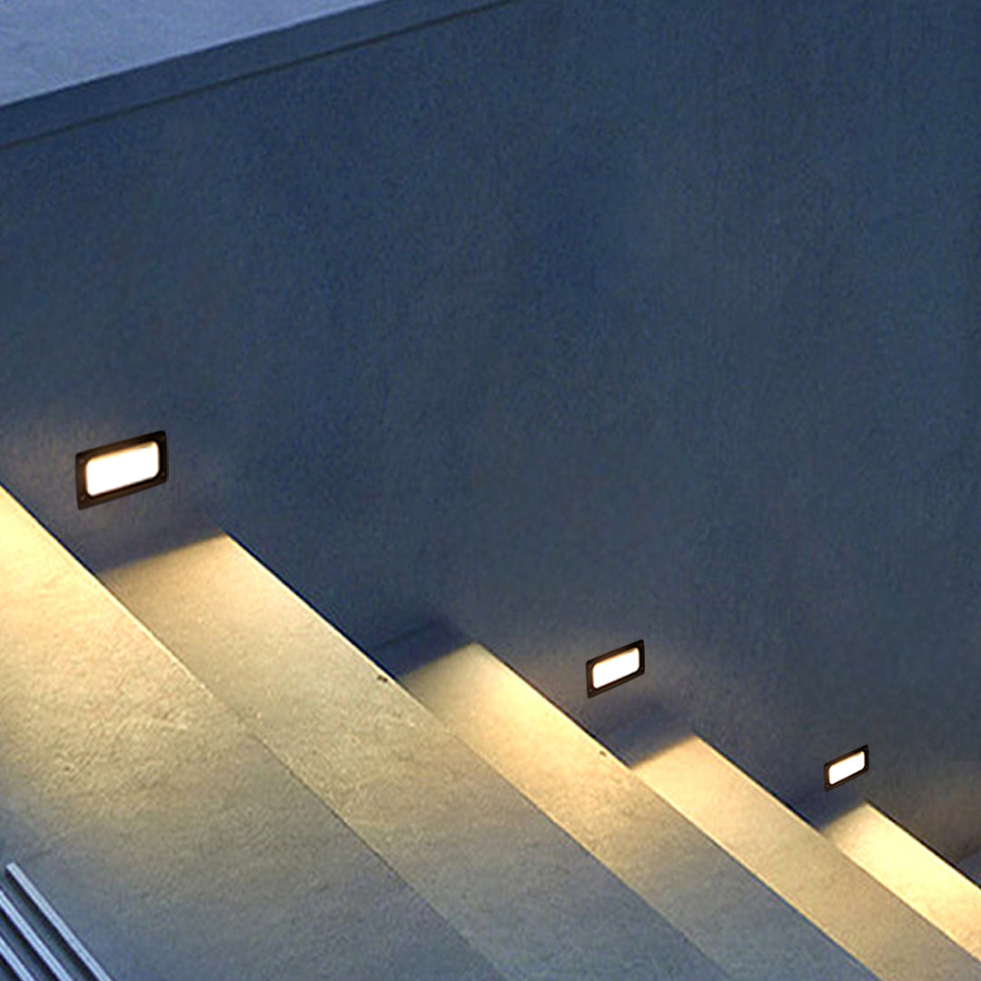 FENWICK GLOW RECESSED OUTDOOR STEP LIGHTING