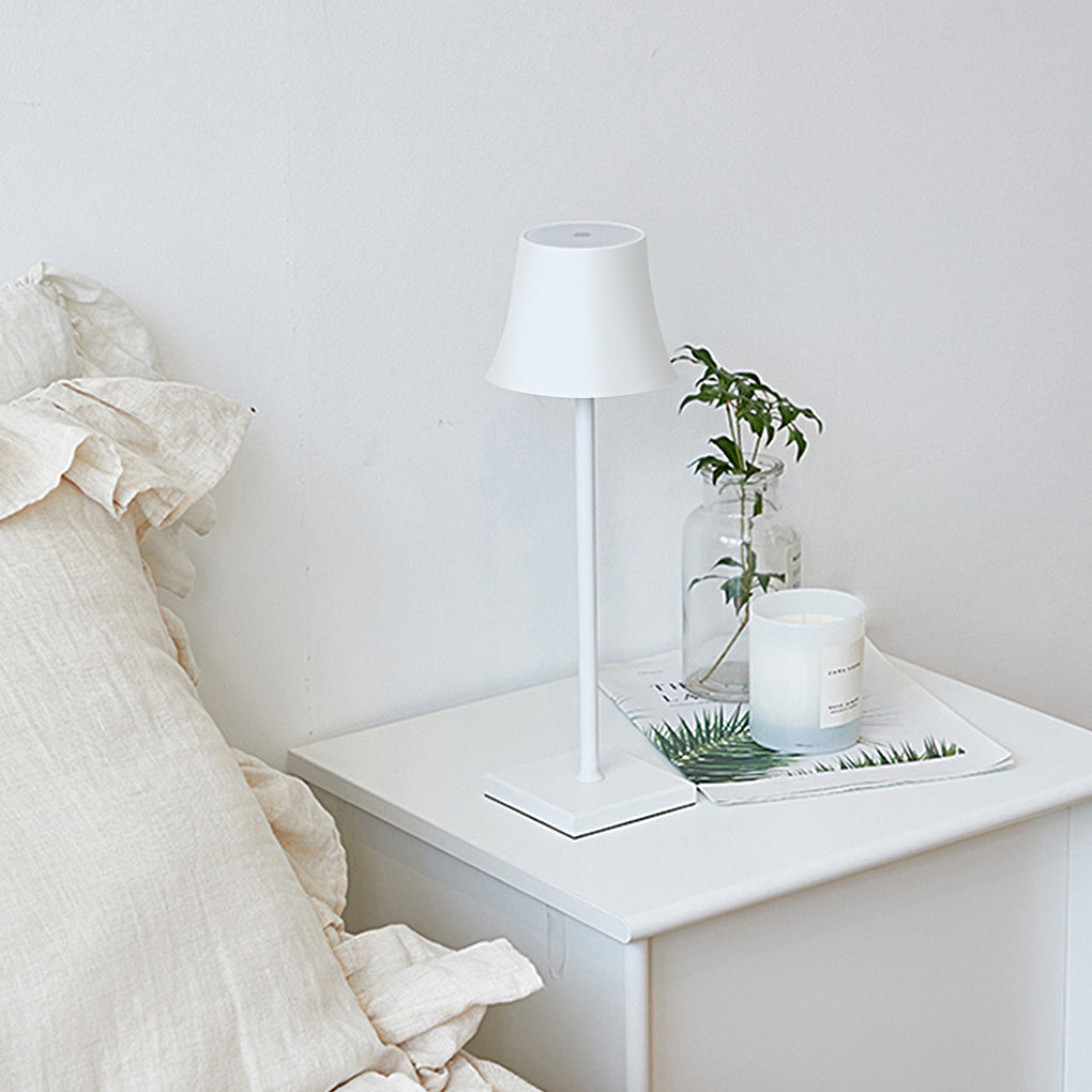 WINTHROP 15-INCH CORDLESS METAL TABLE LAMP IN ONYX AND IVORY