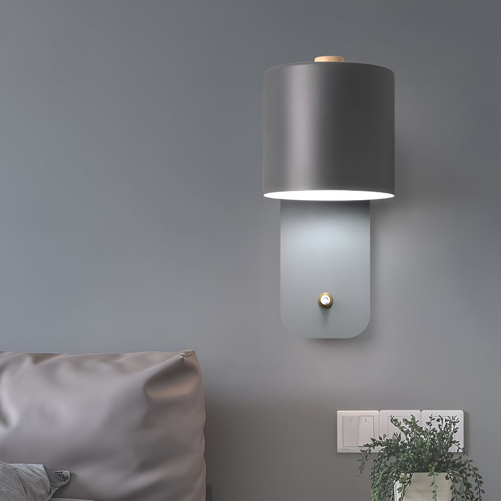WINTHORPE SCULPTED ROUND WALL ILLUMINATOR
