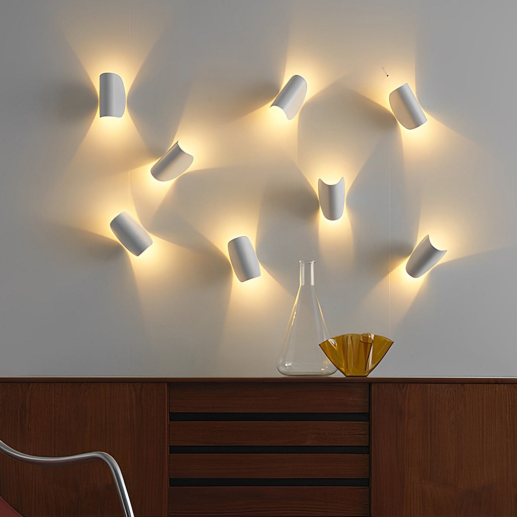 WINTHORPE METAL ADJUSTABLE LED WALL SCONCE