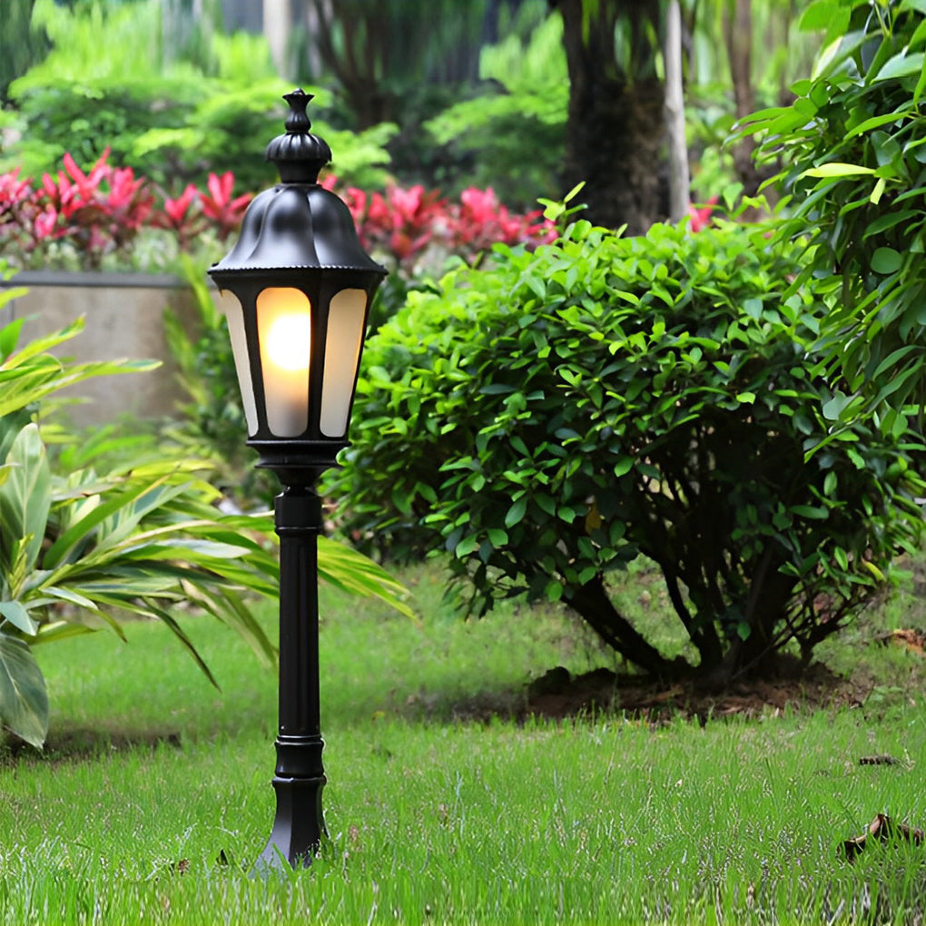 BLACKWATER GARDEN LANTERN POST WITH LED ILLUMINATION