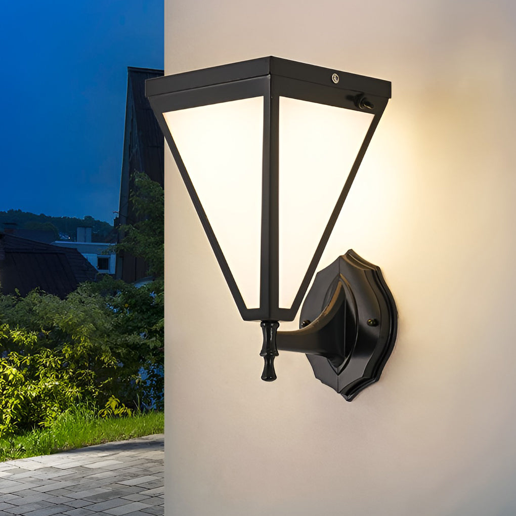 WINDSOR SOLAR-POWERED TAPERED OUTDOOR WALL LANTERN