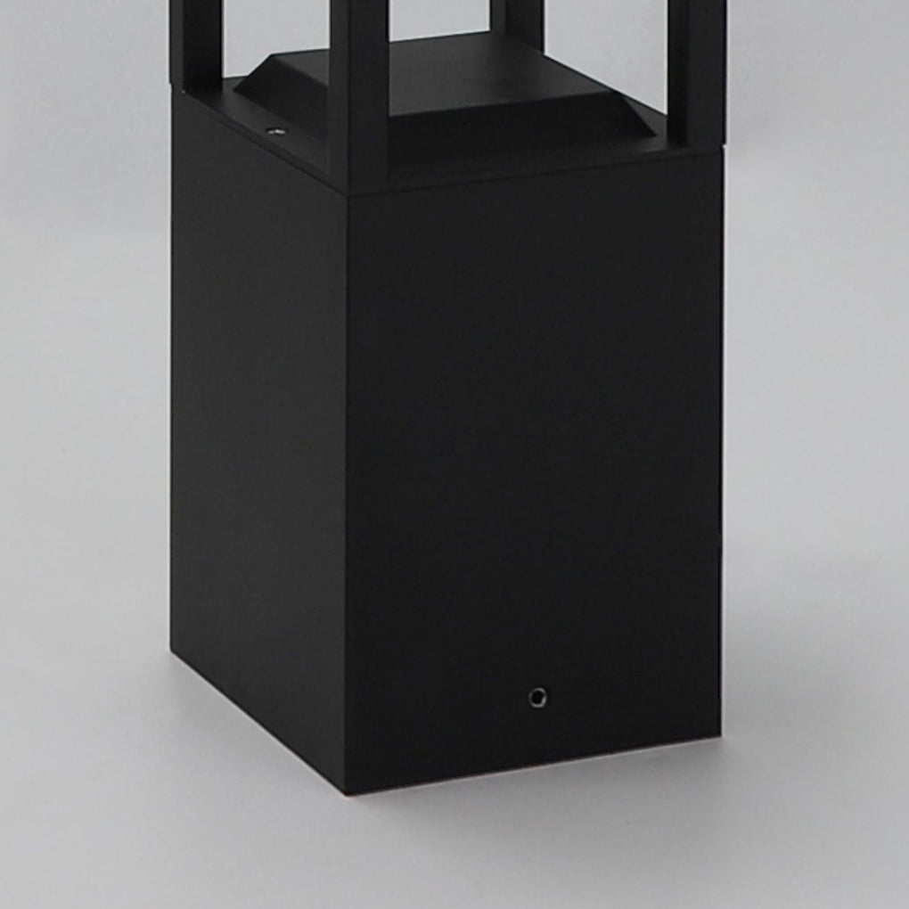 RAVENHURST SOLAR-POWERED RECTANGULAR PATH LIGHTING IN BLACK ALUMINUM