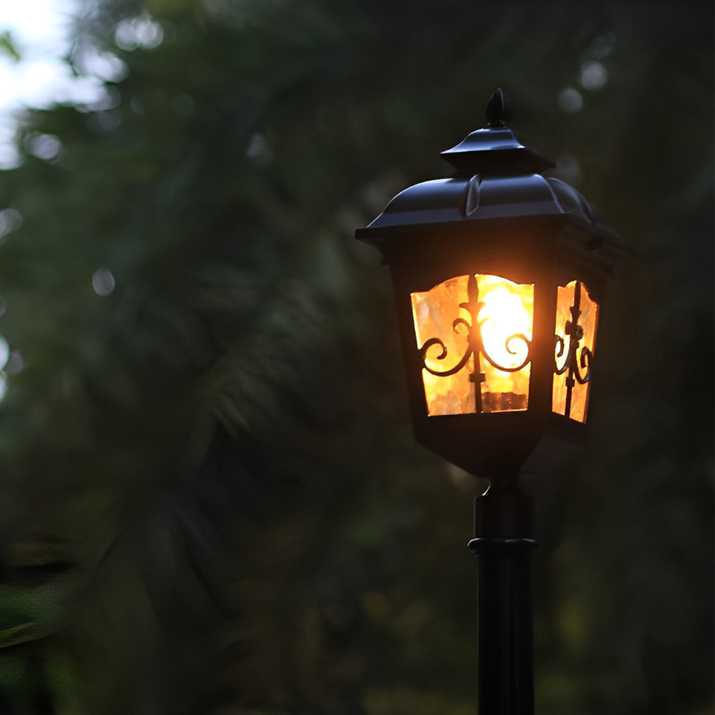 WINCHESTER VINTAGE LED GARDEN LANTERN POST