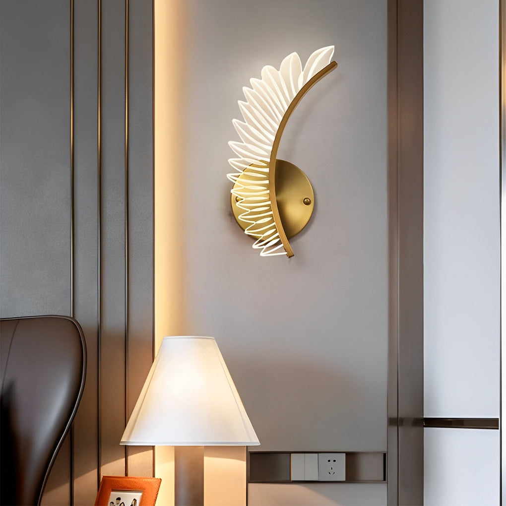 WINTHORPE ACRYLIC FOLIAGE LED DIMMABLE WALL SCONCE