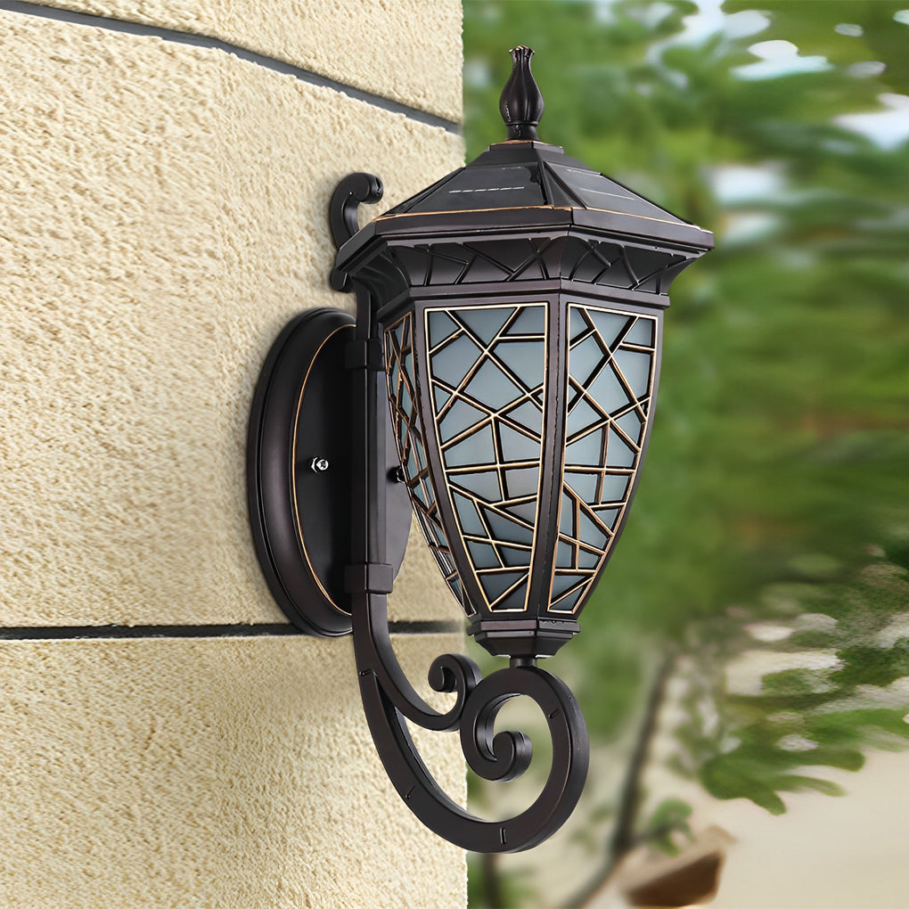 WINCHESTER SOLAR-CHARGED BLACK WALL LANTERN WITH VINTAGE GEOMETRIC DESIGN