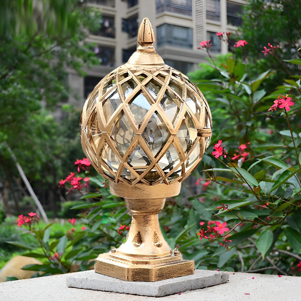 WINDSOR GLASS SPHERE GARDEN ILLUMINATOR