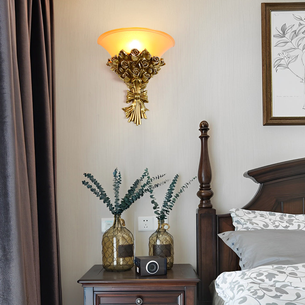 WINTHORPE VINTAGE ROSE EMBELLISHED WALL LANTERN