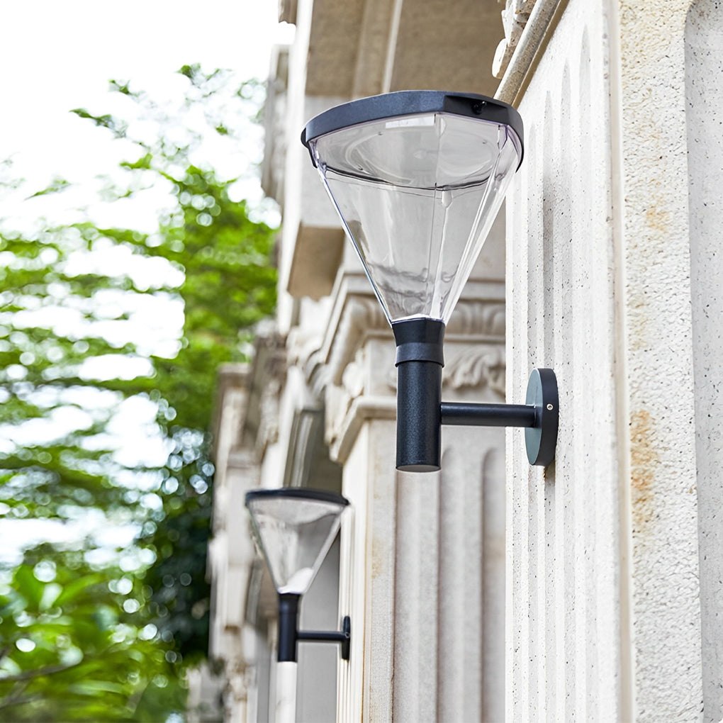 RAVENSHIRE RAINPROOF DIMMABLE SOLAR WALL LANTERN