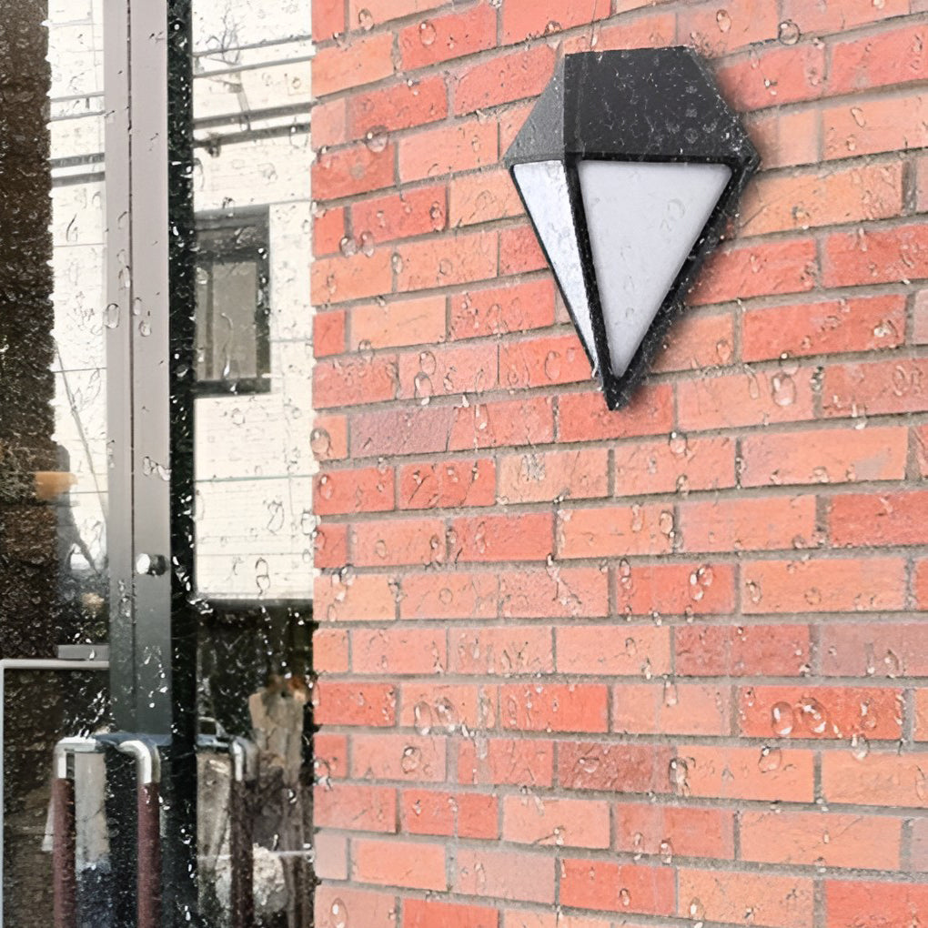 RAVENWOOD MODERN GEOMETRIC OUTDOOR WALL SCONCE