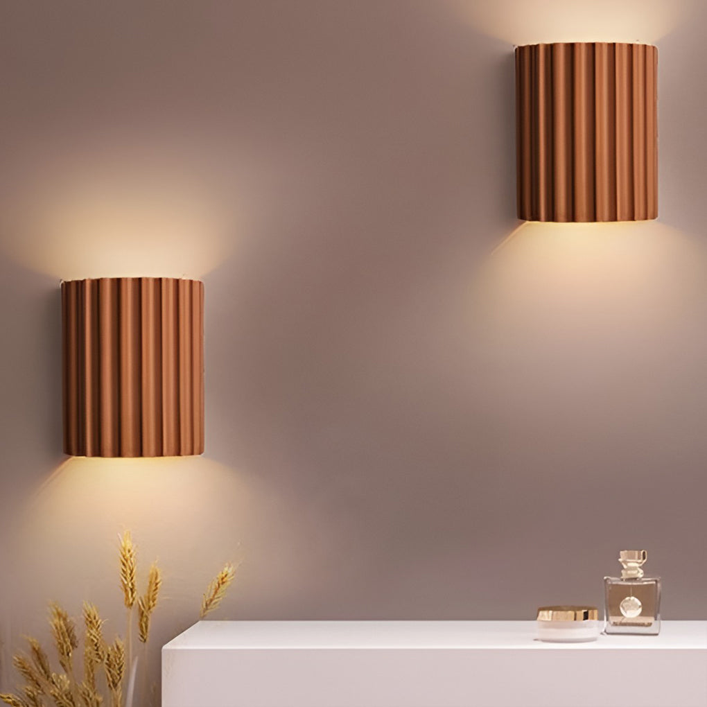 WINTHORPE DUAL-AXIS NORDIC WALL SCONCE