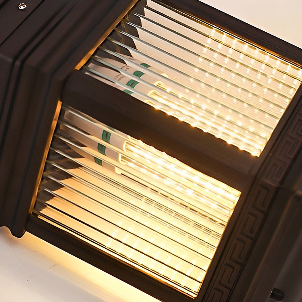 WINDSOR RUSTIC SOLAR FENCE POST ILLUMINATOR
