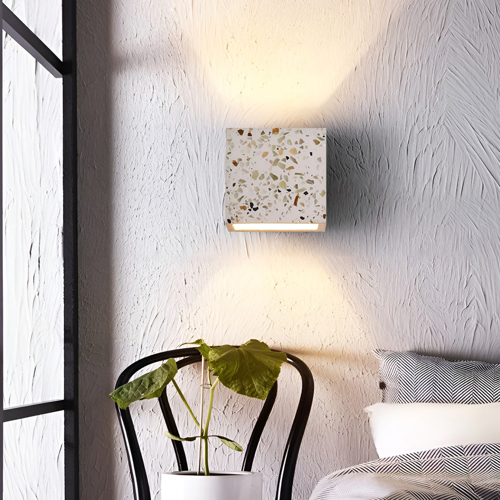WINTHORPE GEOMETRIC DUAL-FINISH WALL SCONCE