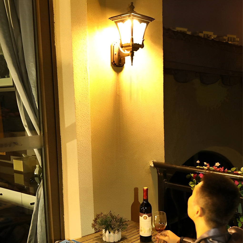 CHARLESTON STRIPED GLASS SOLAR WALL LANTERN