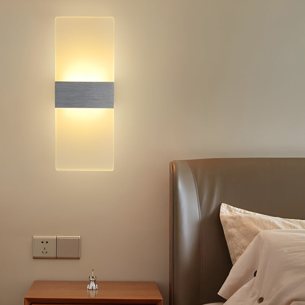 WINDSOR RECTANGULAR ACRYLIC 6W WALL SCONCE