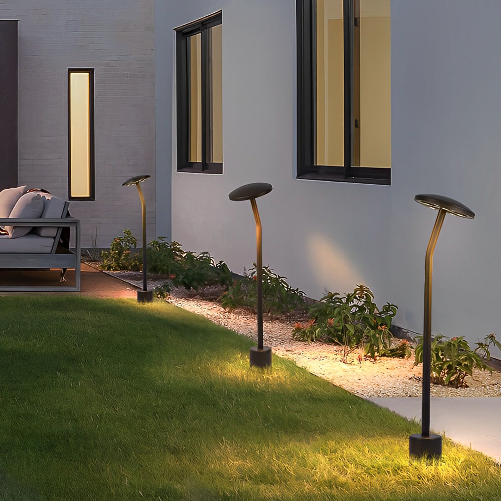 FENWICK FUNGAL GLOW PATHWAY LANTERN - Resilient & Artistic Outdoor Illumination