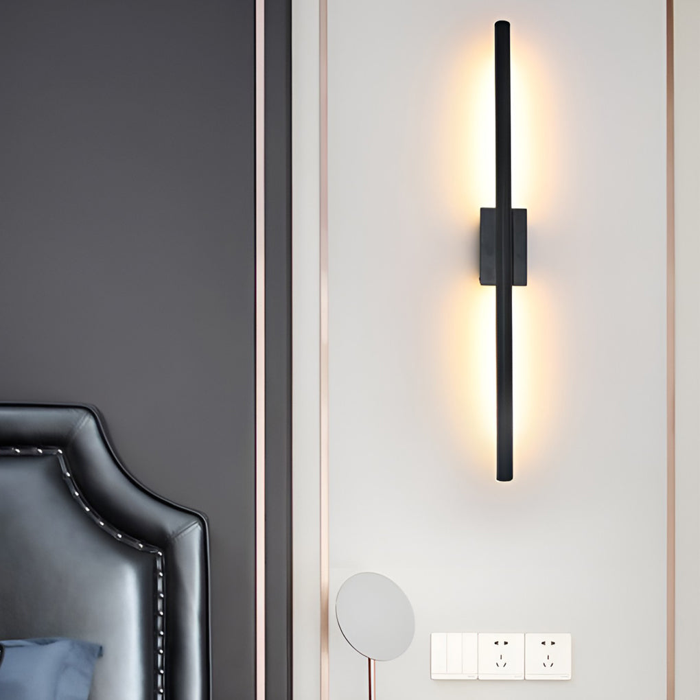 WINDSOR BRIGHT METAL STRIP WALL LANTERN