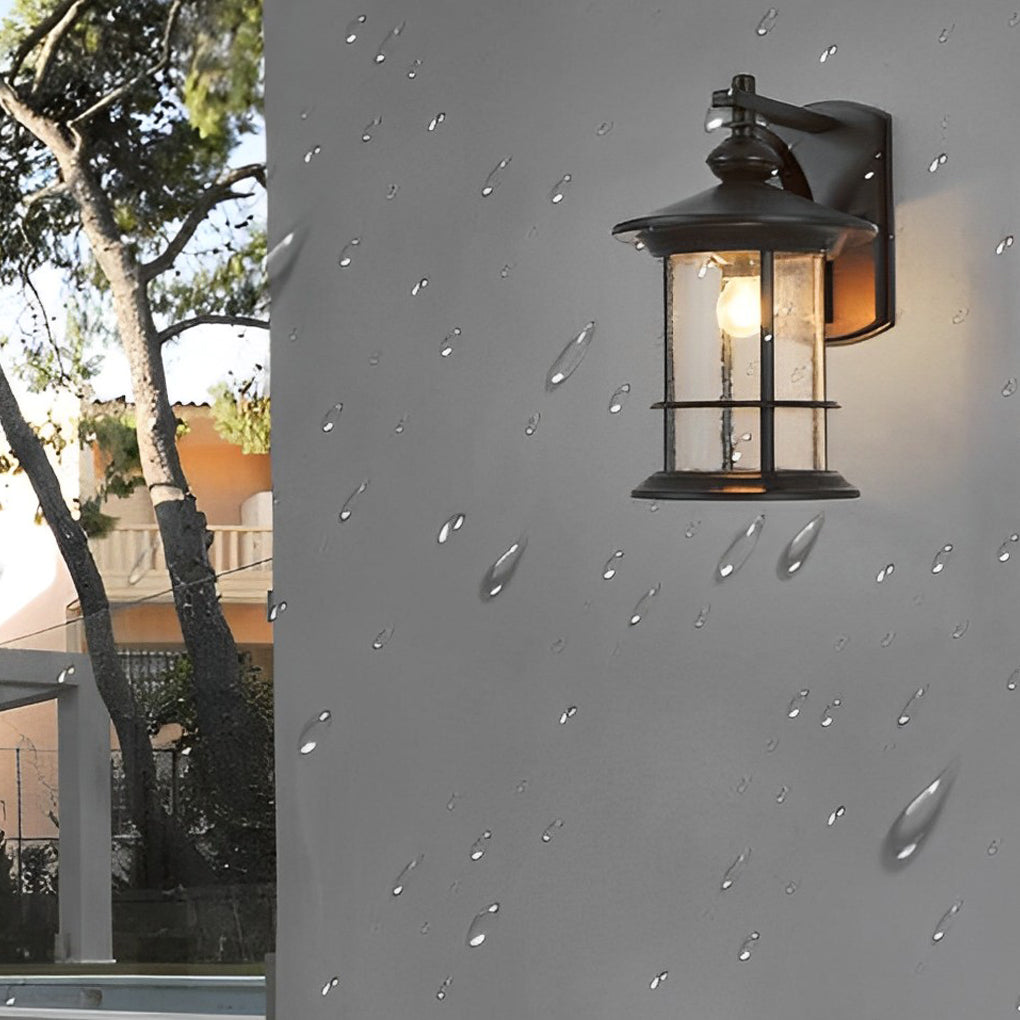 WINTHORPE VINTAGE ALUMINUM GARDEN WALL LIGHT WITH GLASS SHADE