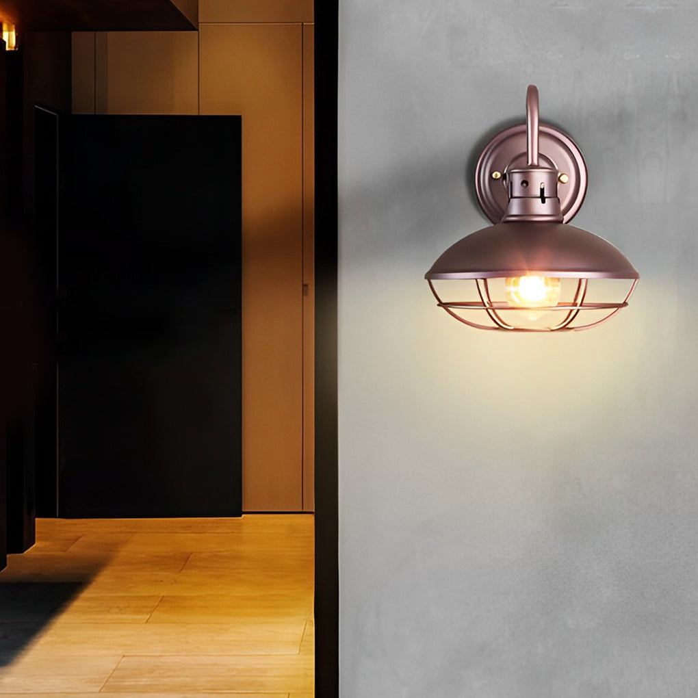 WINDSOR IRON VINTAGE OUTDOOR WALL LANTERN