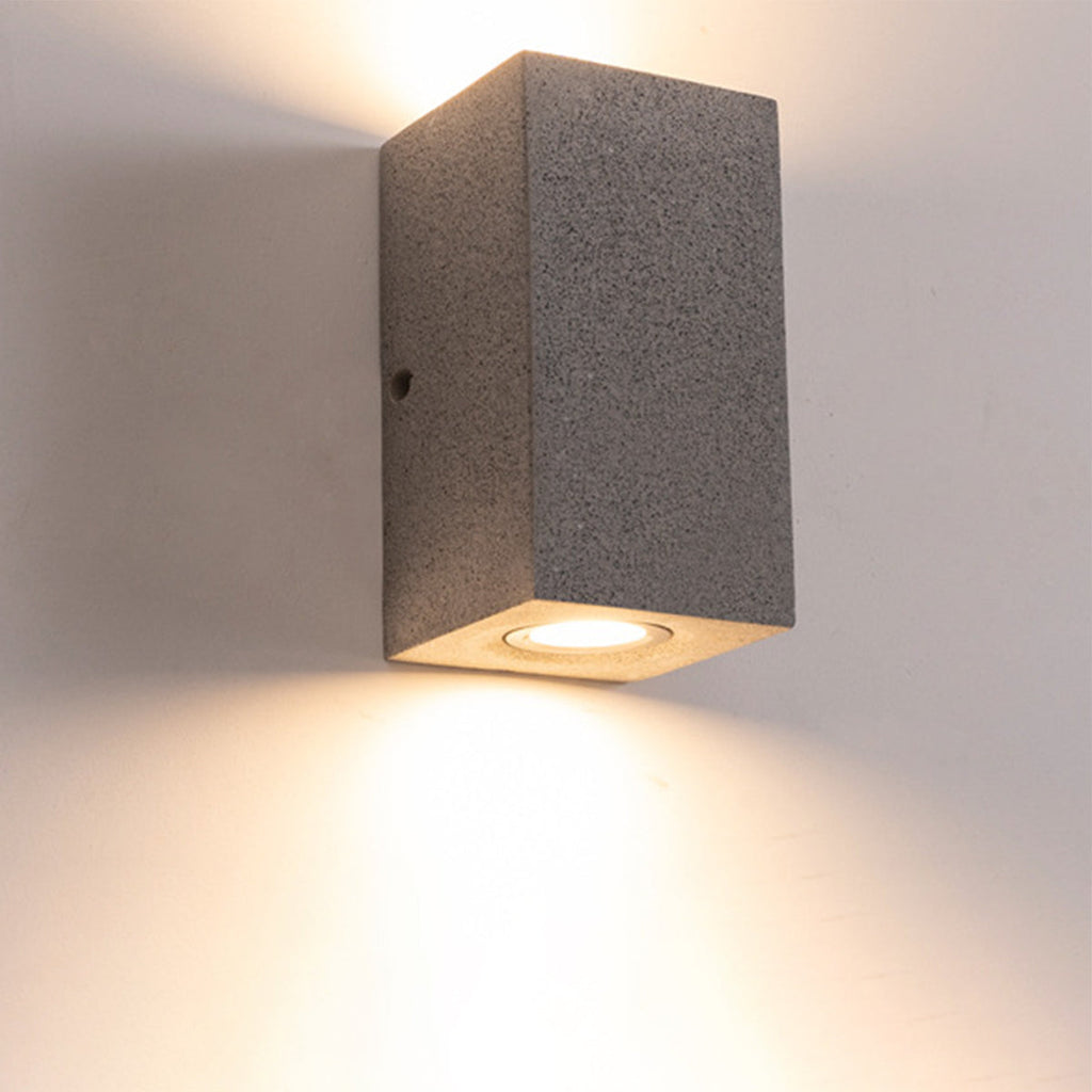 CHALFONT RAINPROOF DUAL-FACED WALL LANTERN