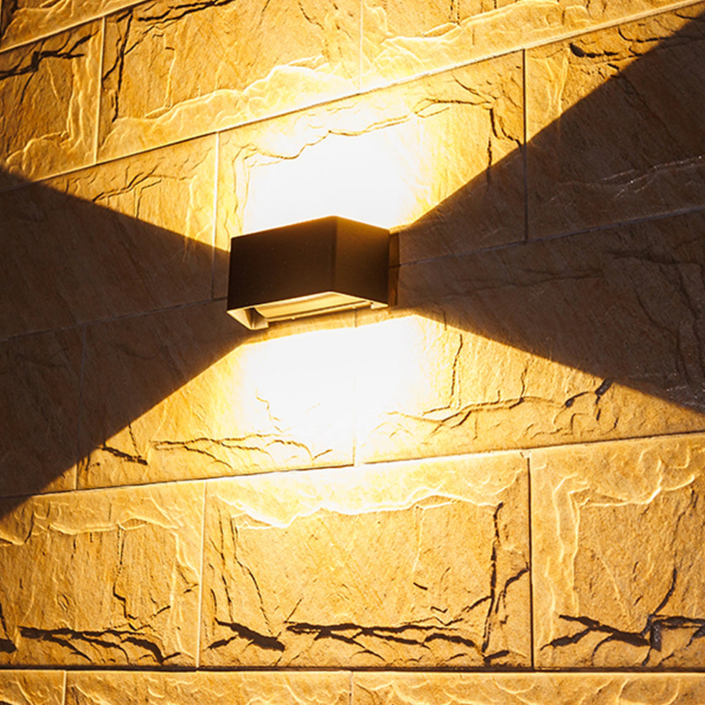 RAVENSDALE LUMEN RISE AND FALL OUTDOOR WALL SCONCE
