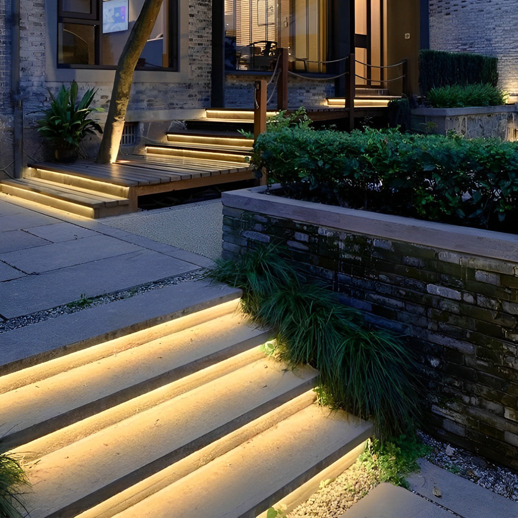 WINDSOR LED STEP AND DECK ILLUMINATION STRIP WITH WATER-RESISTANT SILICONE SHEATH