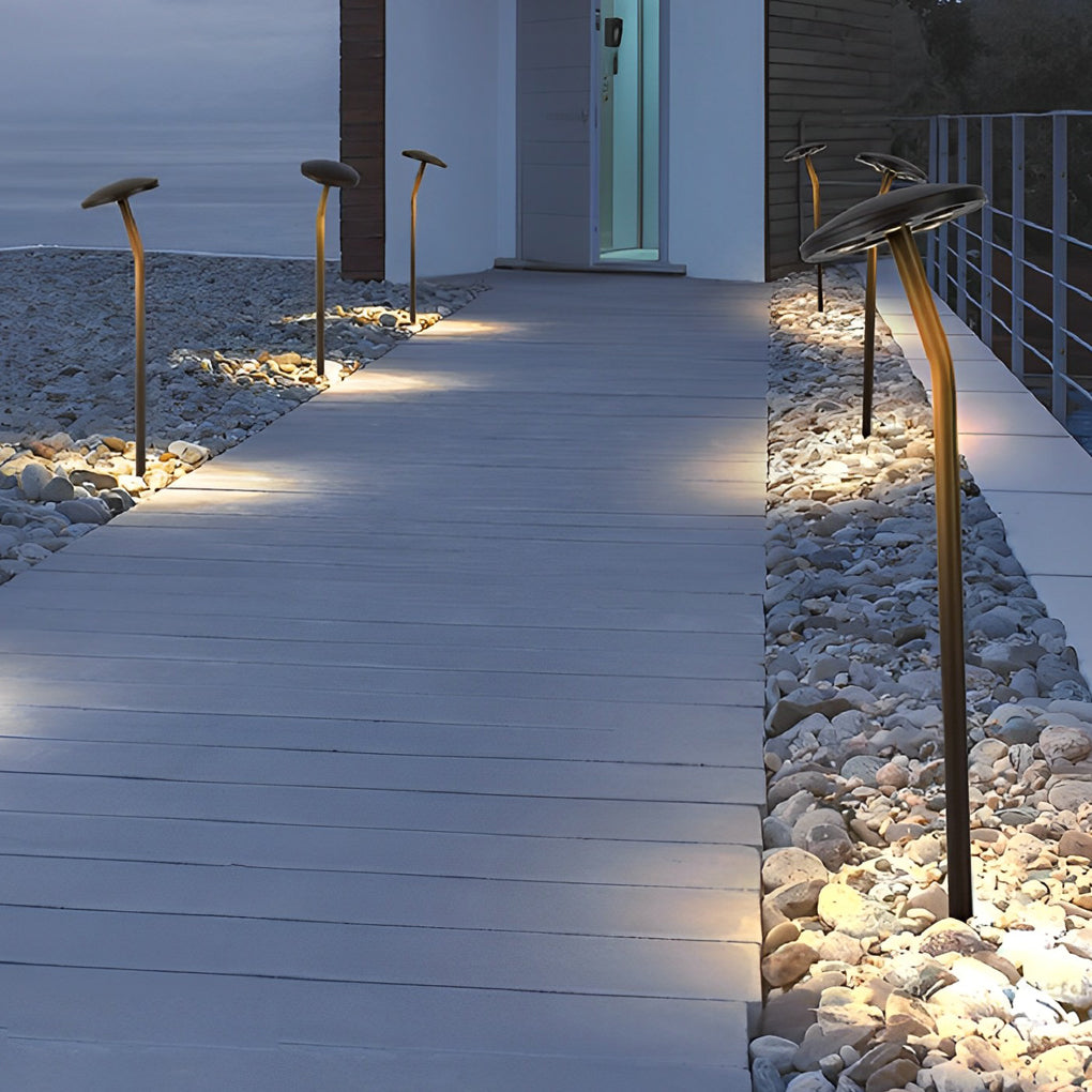 FENWICK FUNGAL GLOW PATHWAY LANTERN - Resilient & Artistic Outdoor Illumination