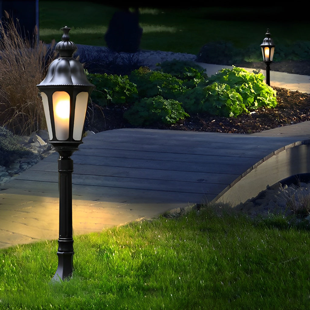 BLACKWATER GARDEN LANTERN POST WITH LED ILLUMINATION