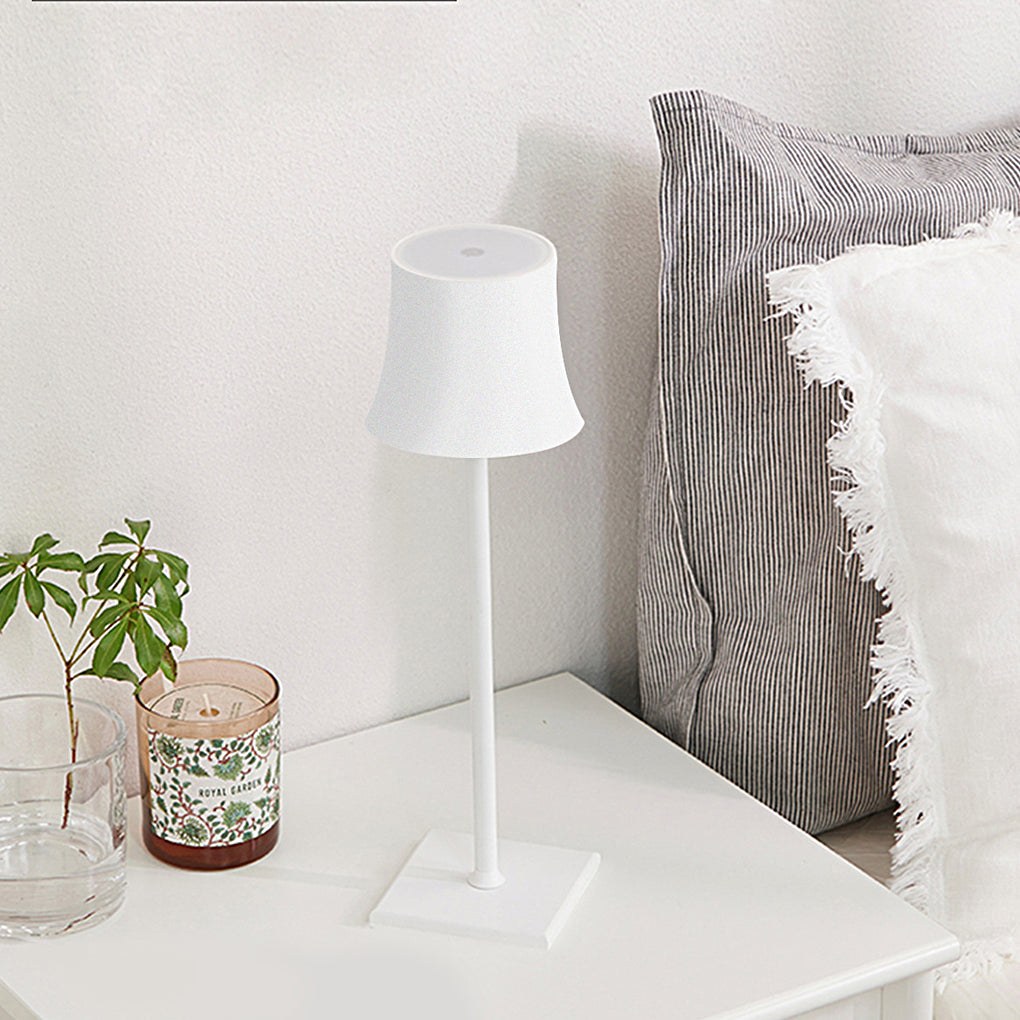 WINTHROP 15-INCH CORDLESS METAL TABLE LAMP IN ONYX AND IVORY