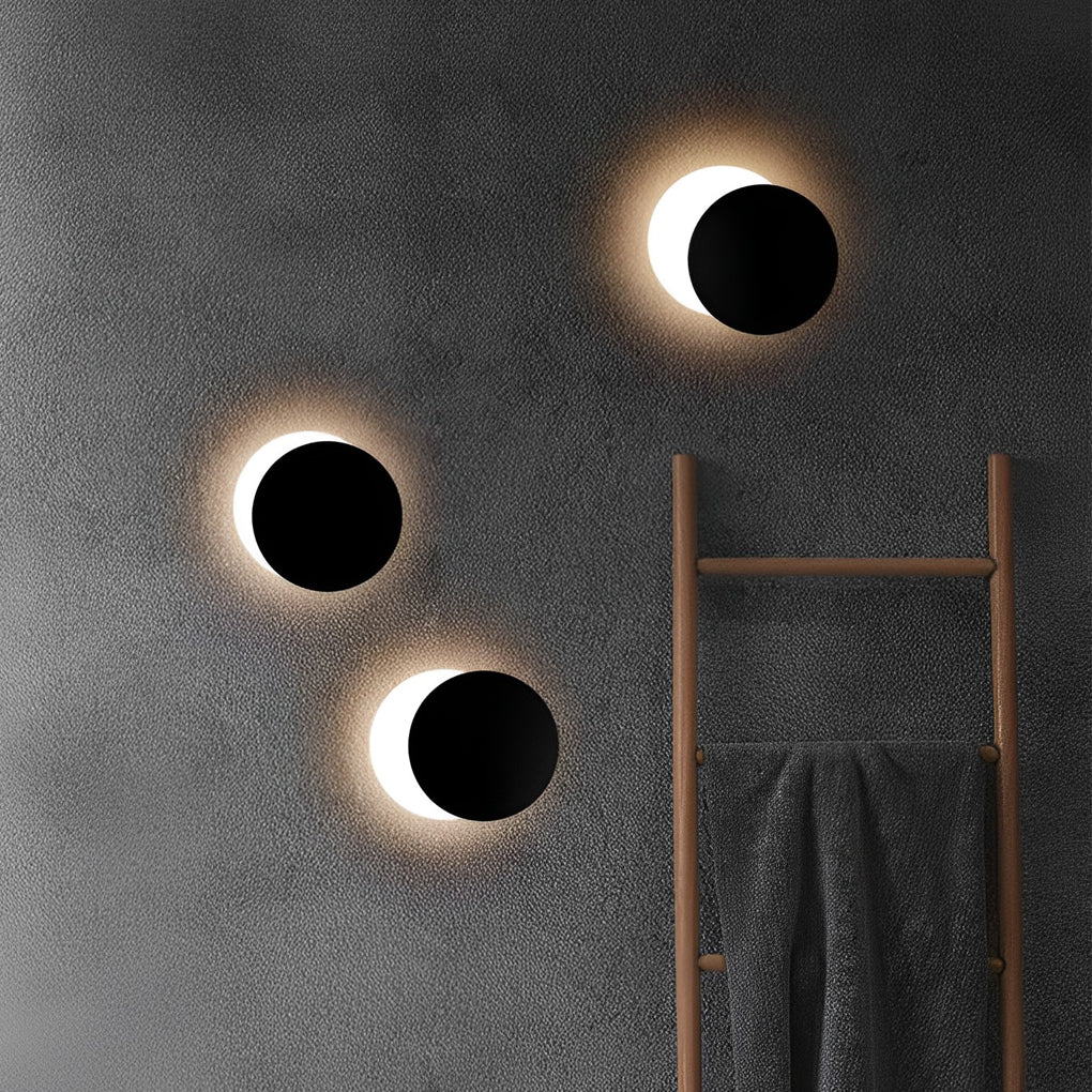 WINDSOR SPINNING CIRCLE LED WALL LANTERN