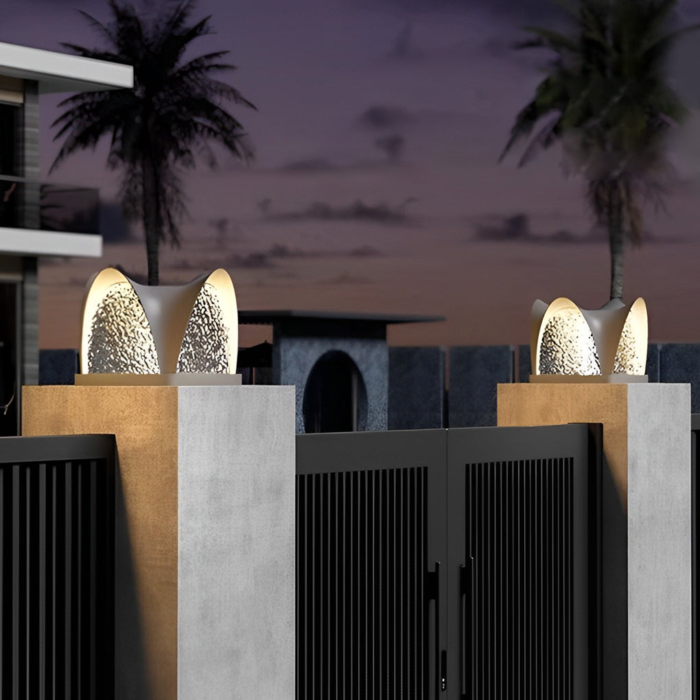 BRAMBLETON BLACK SOLAR POST CAP LIGHTS WITH IP65 WATERPROOFING