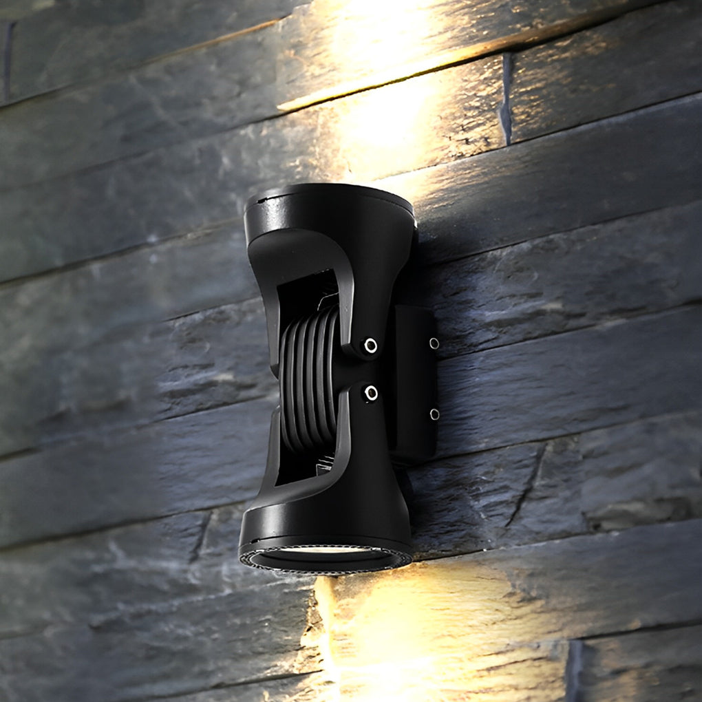 WINDSOR GLOW DUAL-DIRECTIONAL OUTDOOR WALL LANTERN