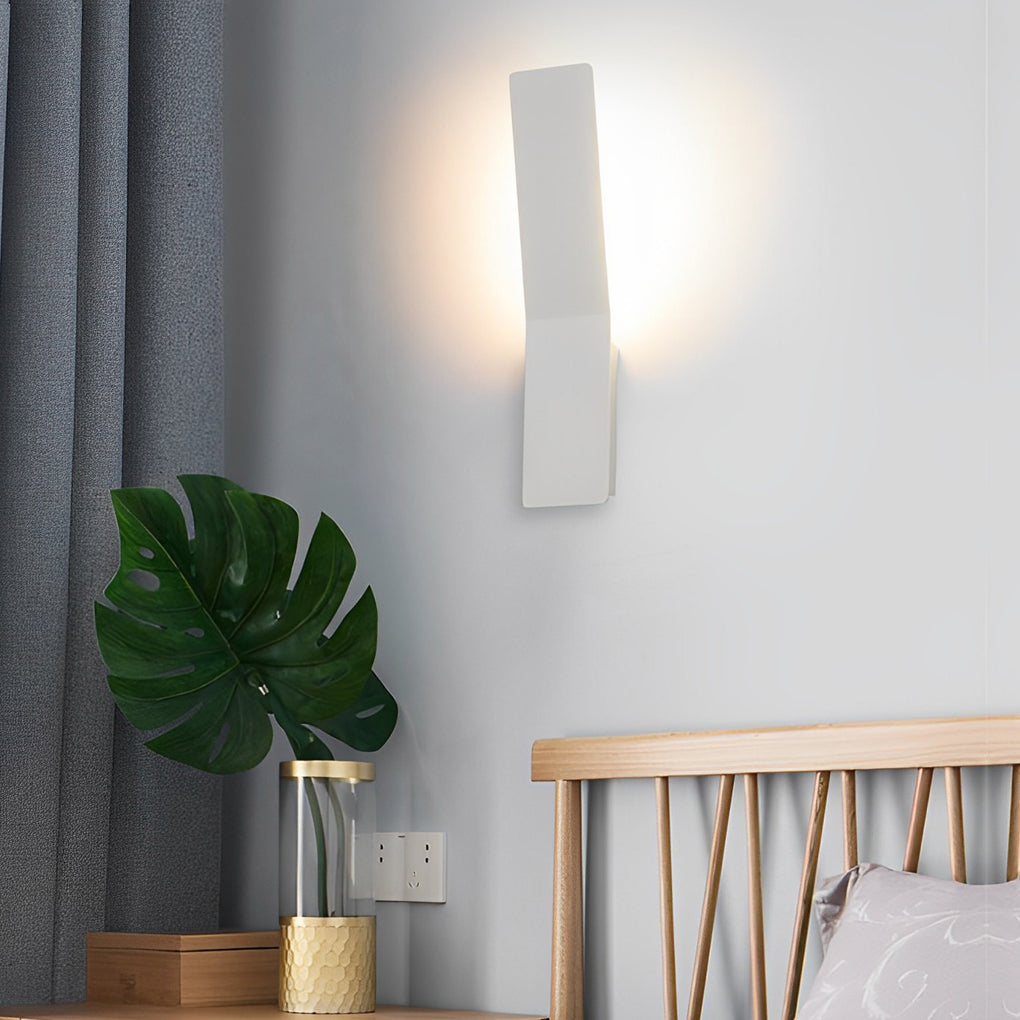 RAVENHURST ALUMINUM LED WALL SCONCE