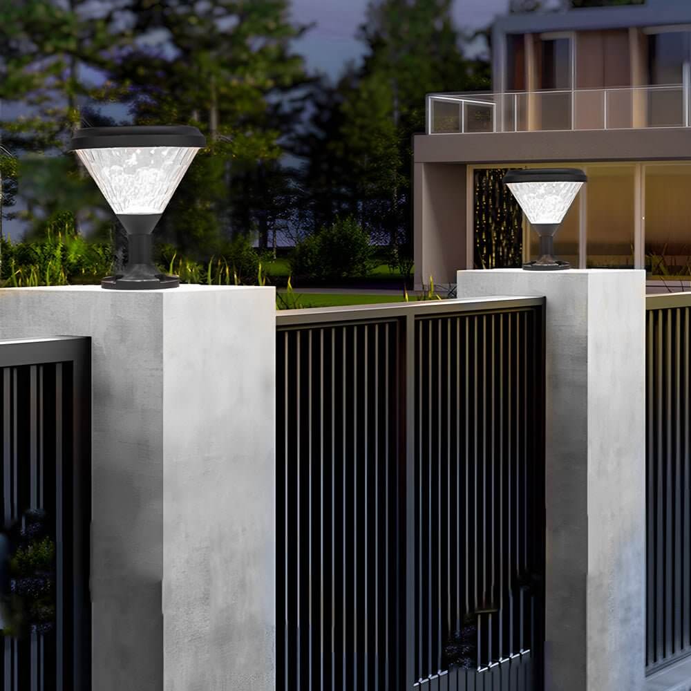 RAVENSCROFT 9-INCH BLACK ROUNDED SOLAR PIER LIGHT