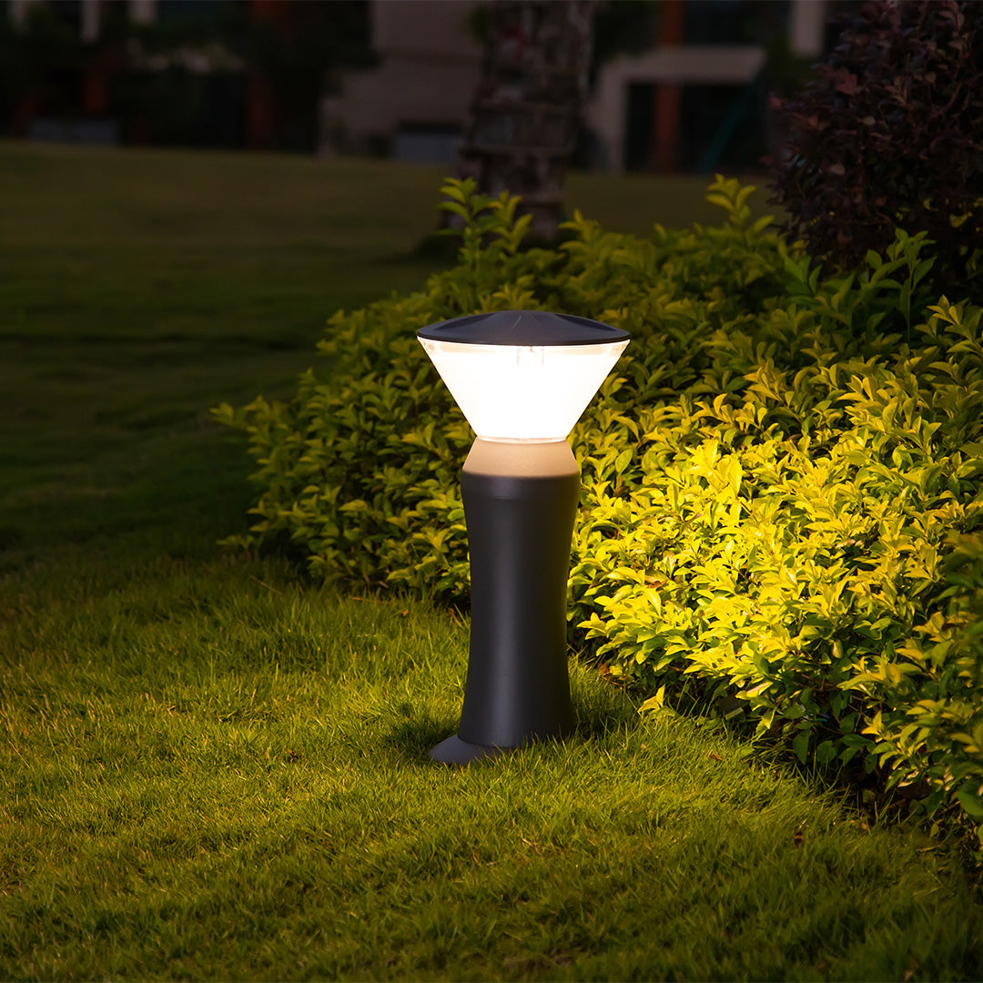 RAVENSHILL MODERN GARDEN BOLLARD LANTERN