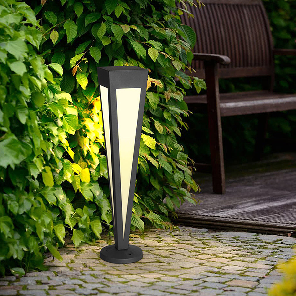 CHARLESTON SOLAR RAINBOW PATH LIGHT WITH CONICAL BASE
