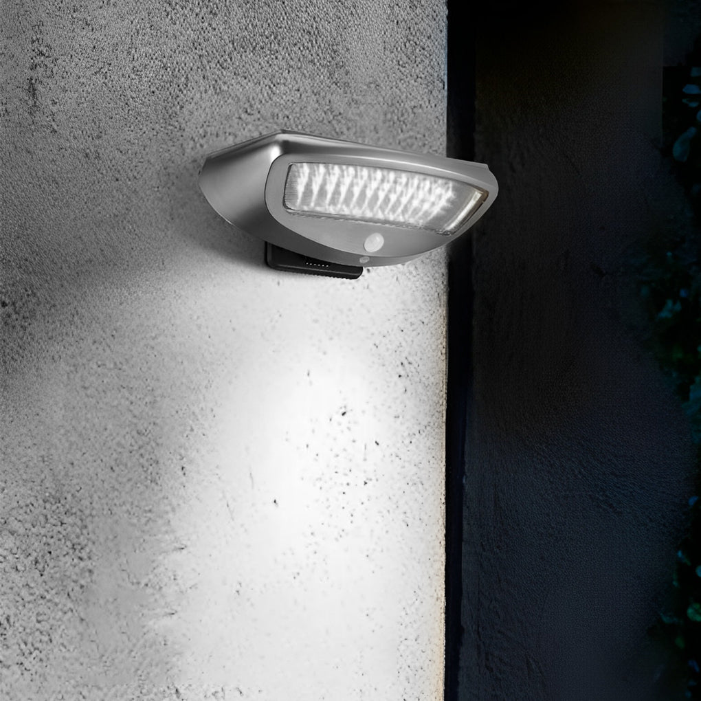 RAVENHALL SOLAR-POWERED MOTION DETECTOR WALL SCONCE WITH 45° TILT