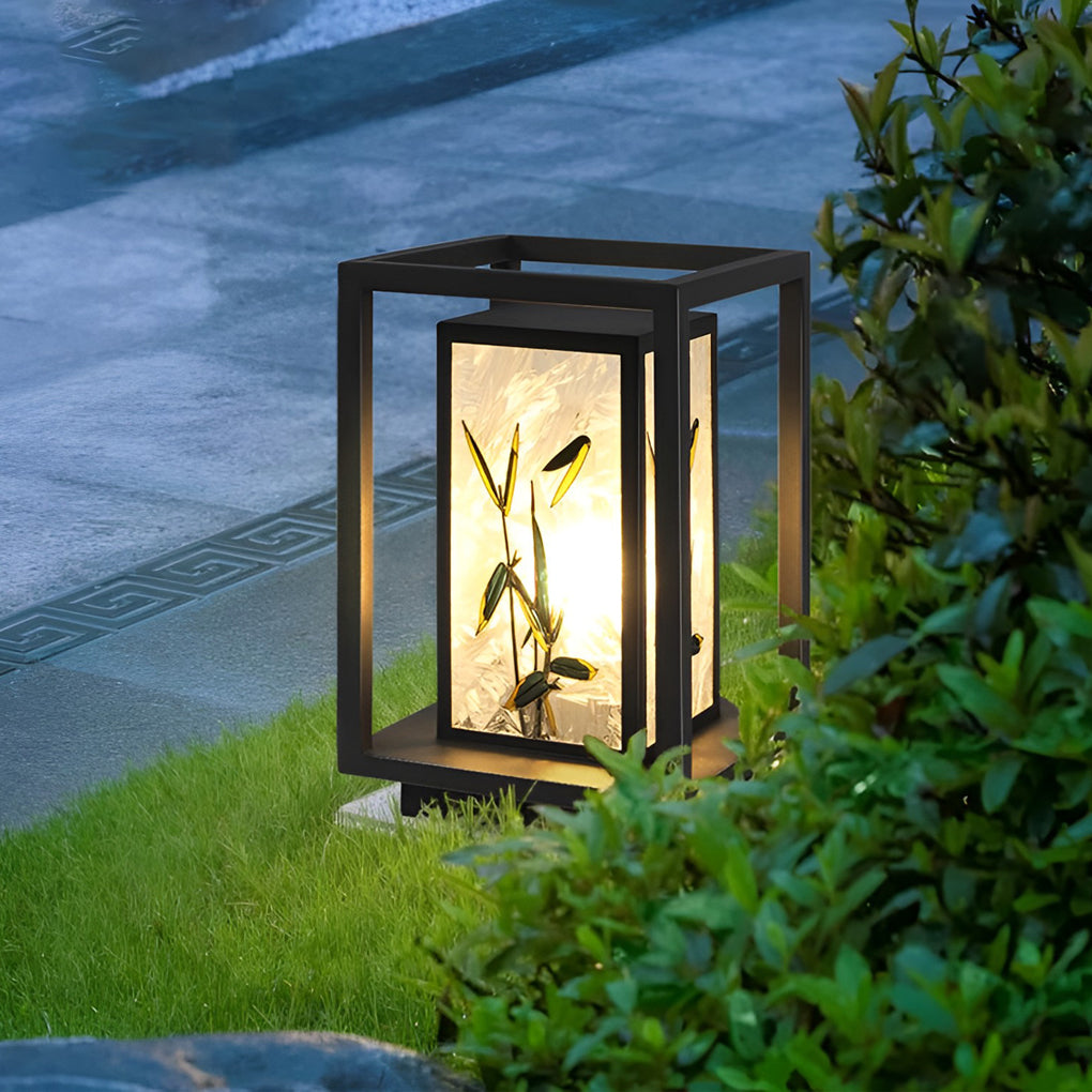 RAVENSCROFT ILLUMINATED GARDEN PATH LIGHTS WITH ORNATE NATURE DESIGN