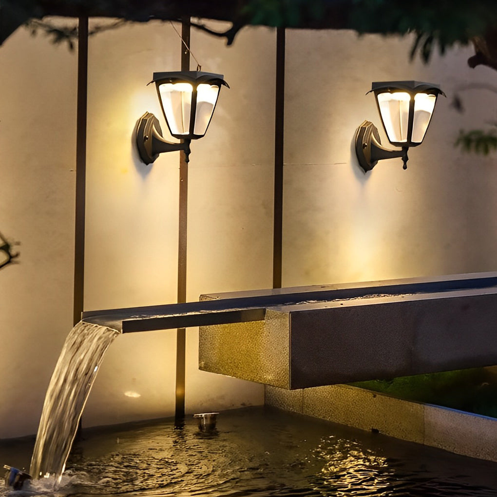 RAVENSWOOD SOLAR-ENHANCED OUTDOOR WALL LANTERN