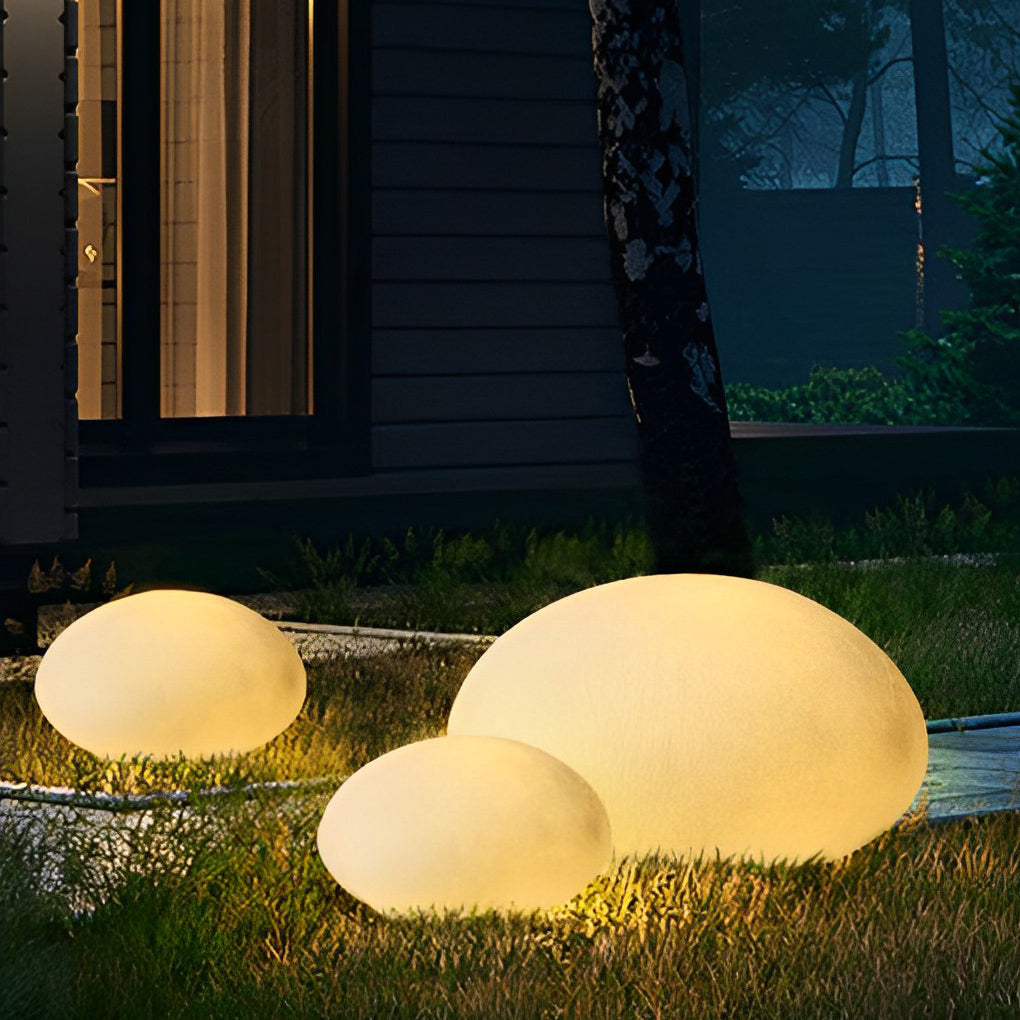 WINTERBOURNE RESIN PEBBLE GLOW GARDEN LIGHT