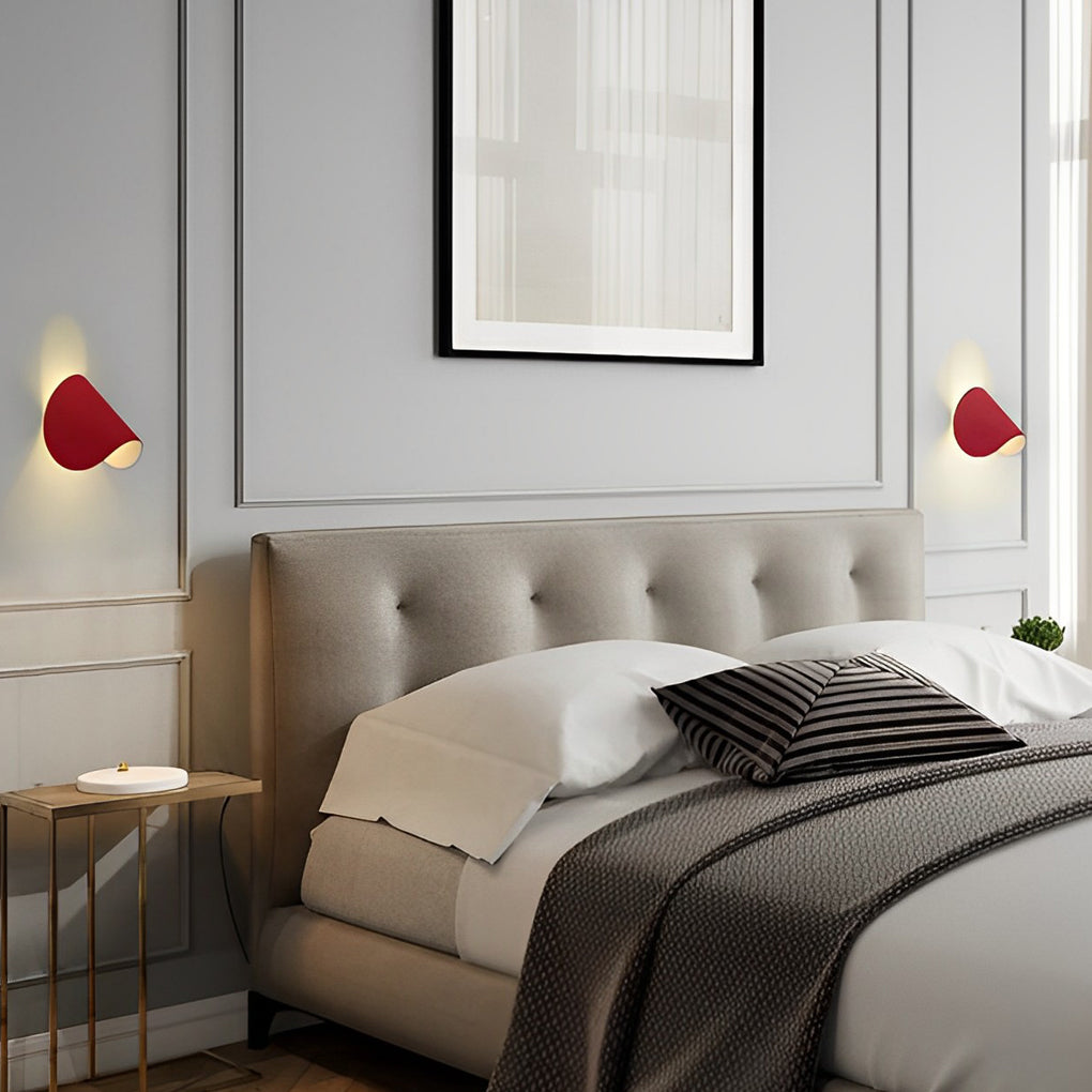 WINTHORPE METAL ADJUSTABLE LED WALL SCONCE