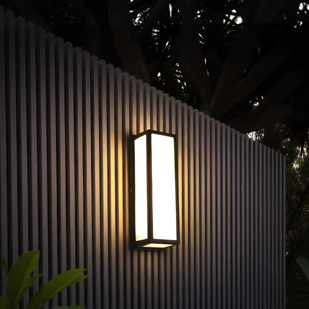 RAVENWOOD RECTANGULAR MOTION-ACTIVATED LED WALL LANTERN