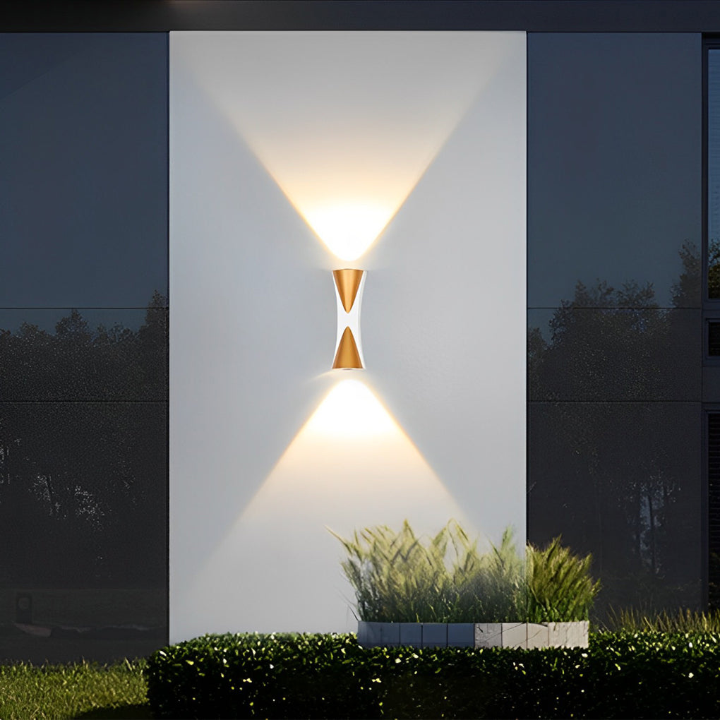 WINDSOR RAINBOW LED OUTDOOR WALL SCONCE