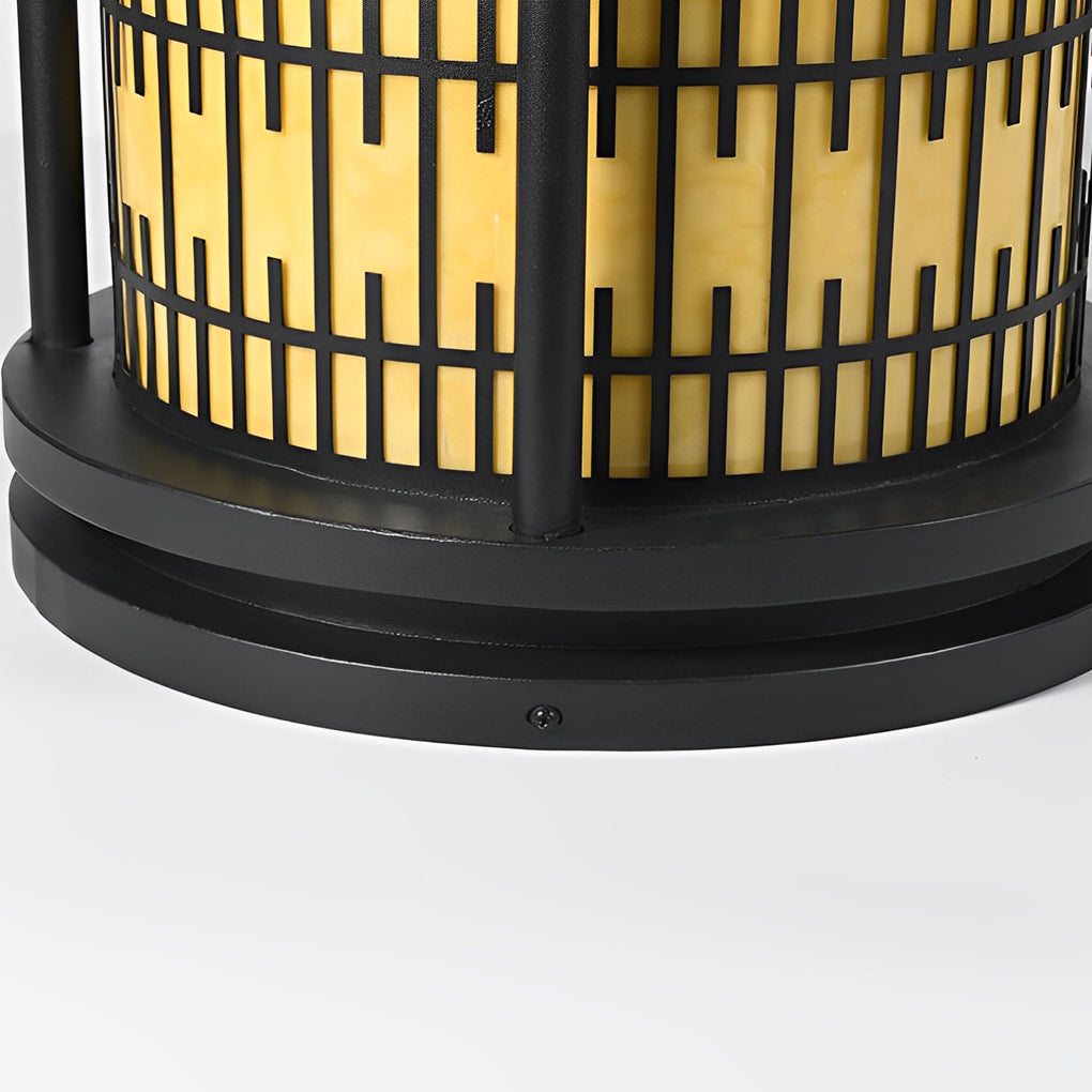 WINTHORPE CIRCULAR VINTAGE-STYLE SOLAR POST LIGHTS